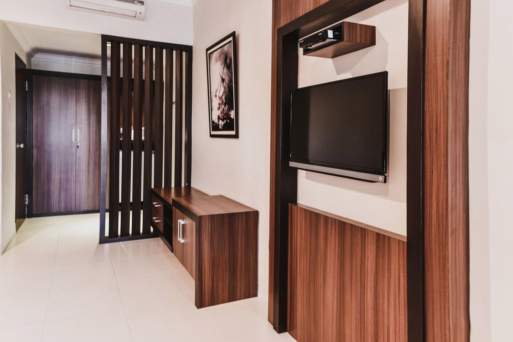 Atsari Hotel Parapat Buitenkant foto